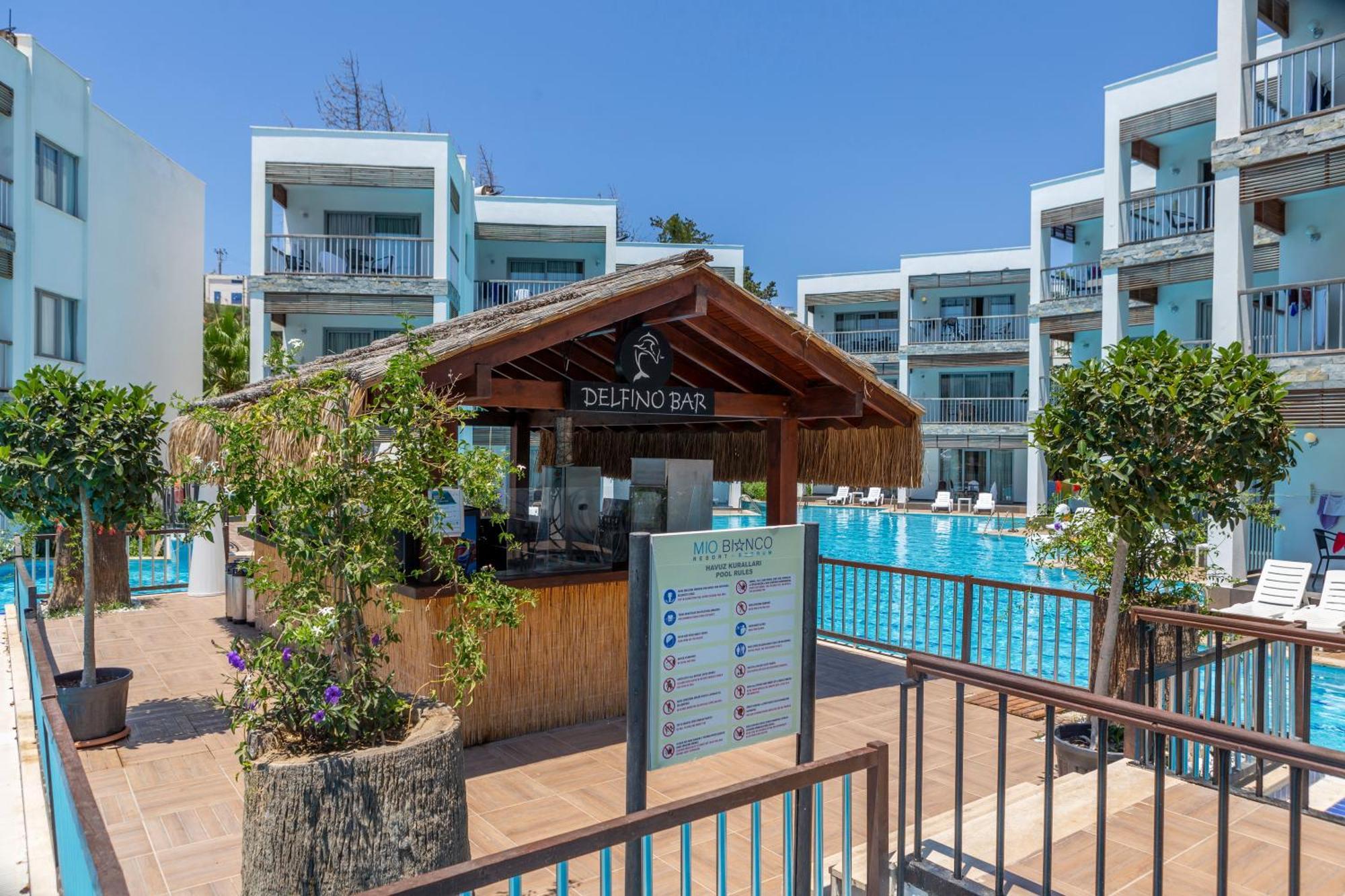Ladonia Hotels Mio Bianco アキアーラ エクステリア 写真