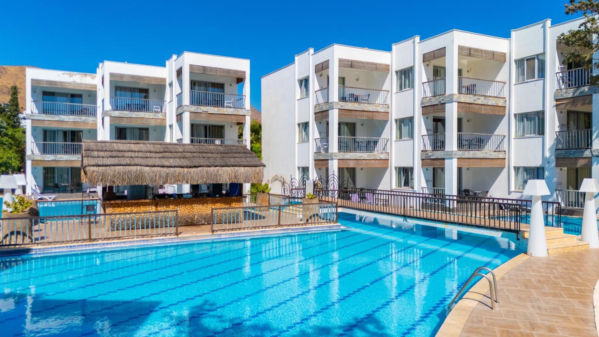 Ladonia Hotels Mio Bianco アキアーラ エクステリア 写真