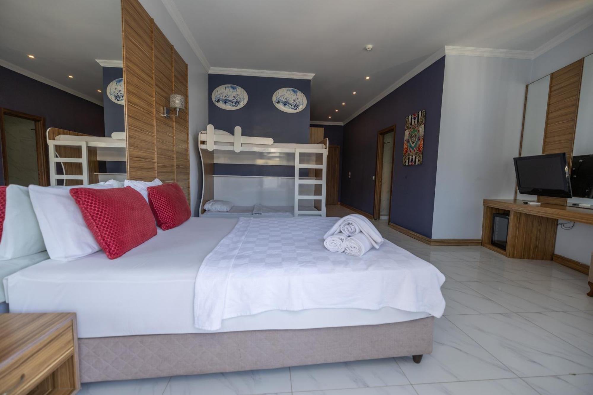 Ladonia Hotels Mio Bianco アキアーラ エクステリア 写真