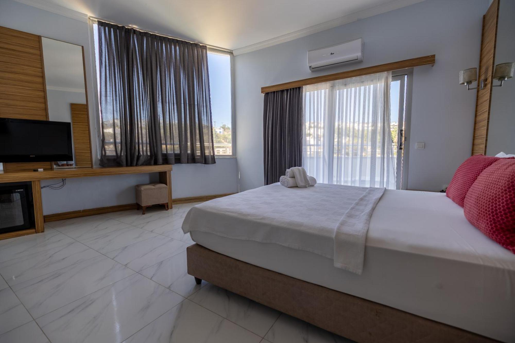 Ladonia Hotels Mio Bianco アキアーラ エクステリア 写真