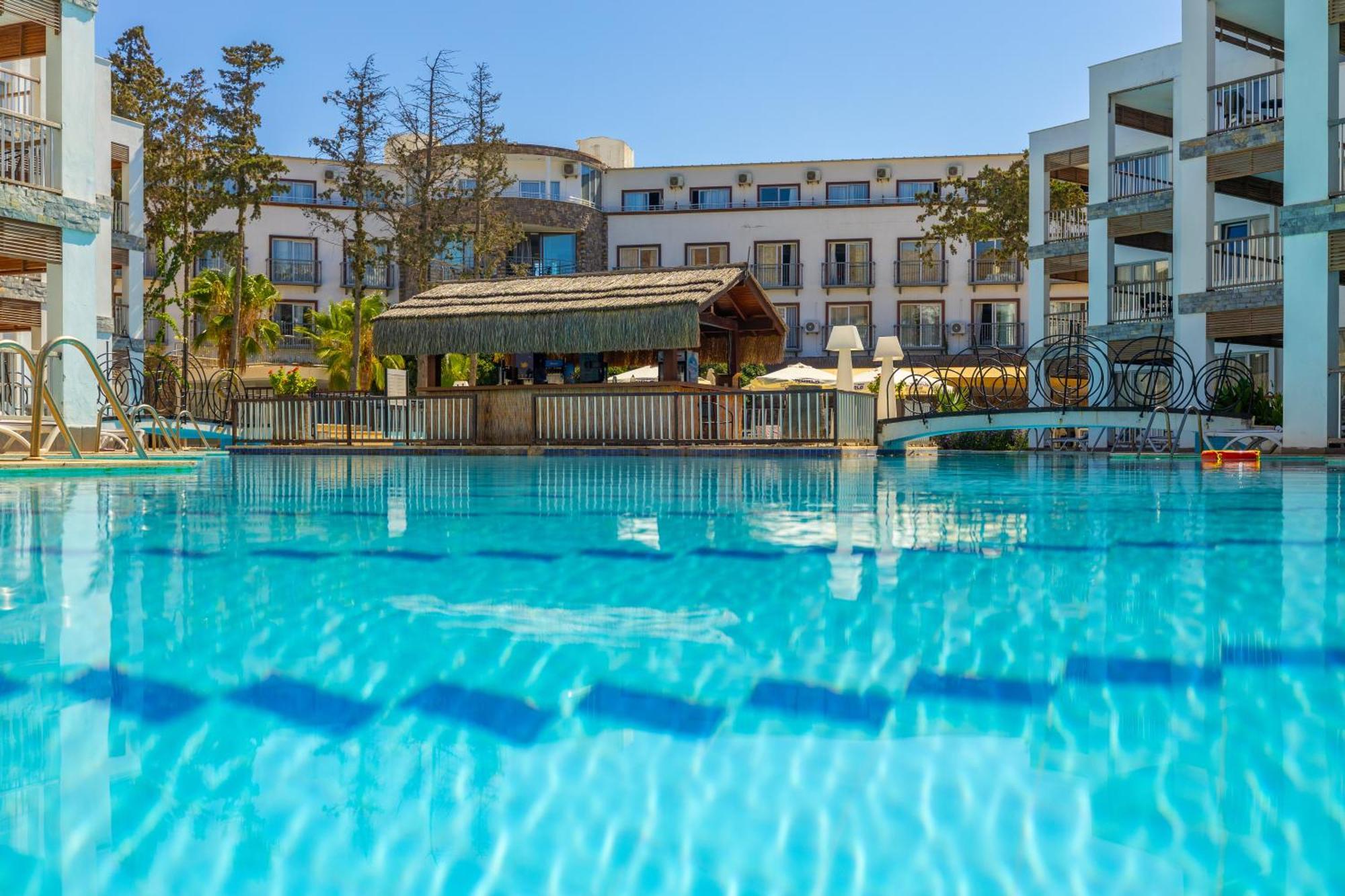 Ladonia Hotels Mio Bianco アキアーラ エクステリア 写真