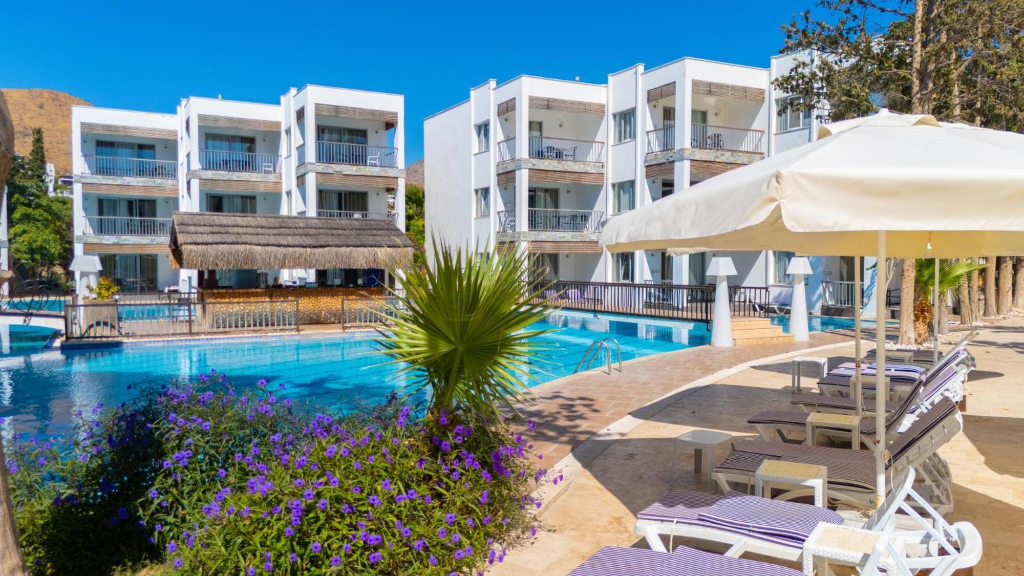 Ladonia Hotels Mio Bianco アキアーラ エクステリア 写真
